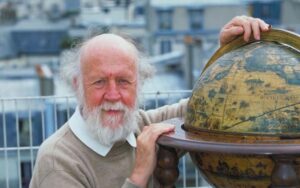 Hubert REEVES